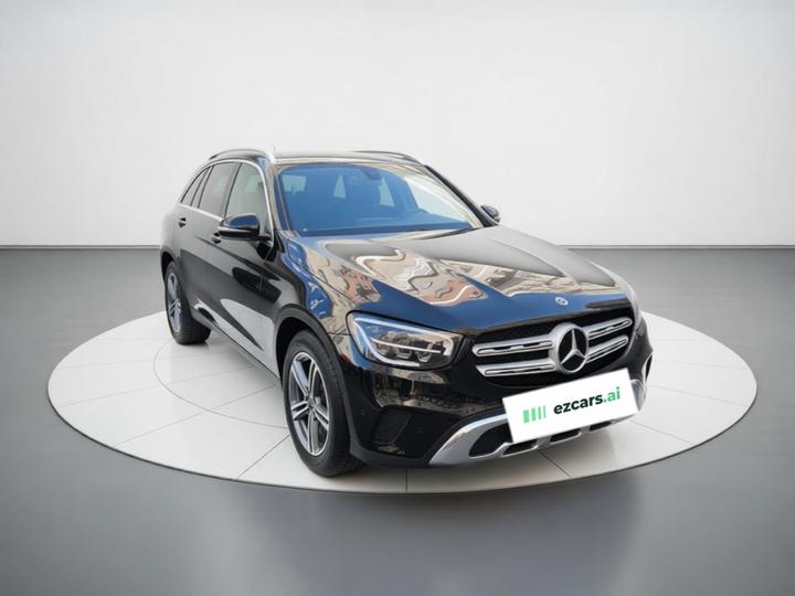 GLC 2021 GLC 260 L 4MATIC Dynamic photo 3