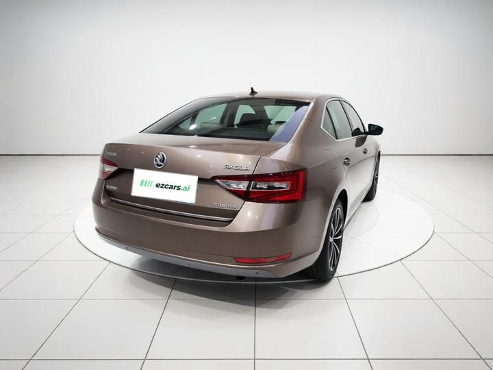 Superb 2016 TSI330 DSG photo 6