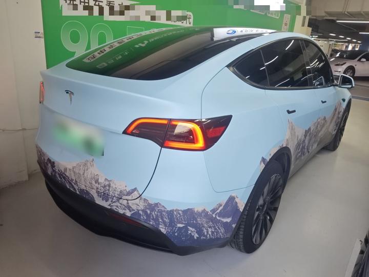 Model Y 2022 Facelift RWD photo 4