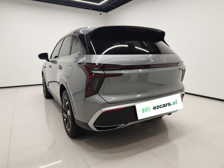 HS5 2023 2.0T AWD Pro photo 4