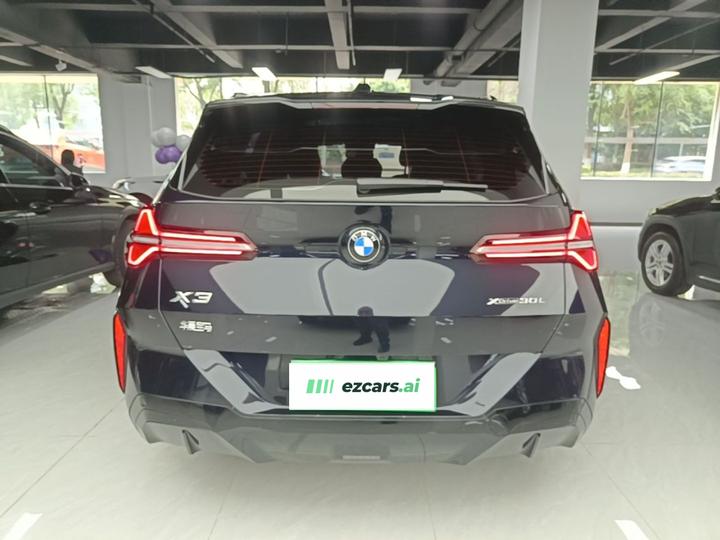 X3 2026 xDrive30L Leading M M Sport Night Package photo 3