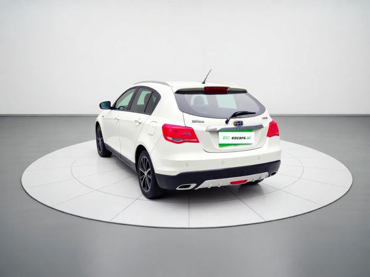 Emgrand 2016 Hatchback RS 1.5L CVT photo 4