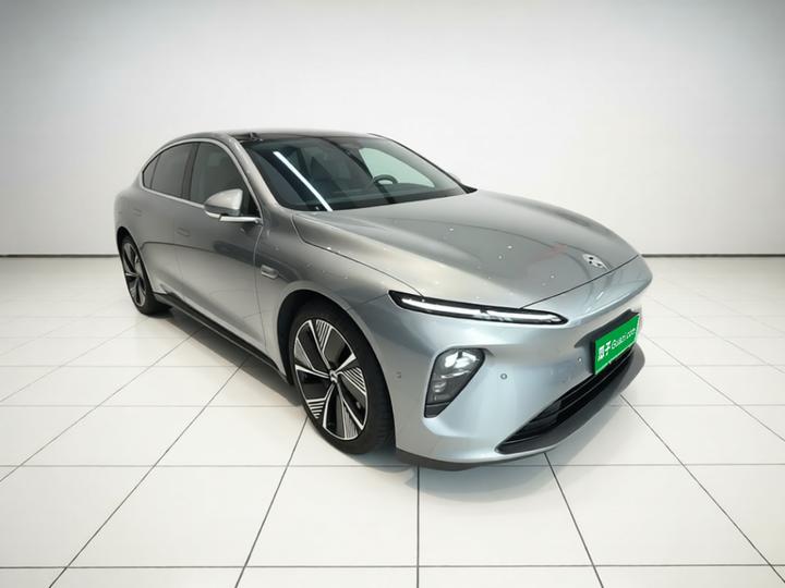 ET7 2024 75kWh Executive photo 3