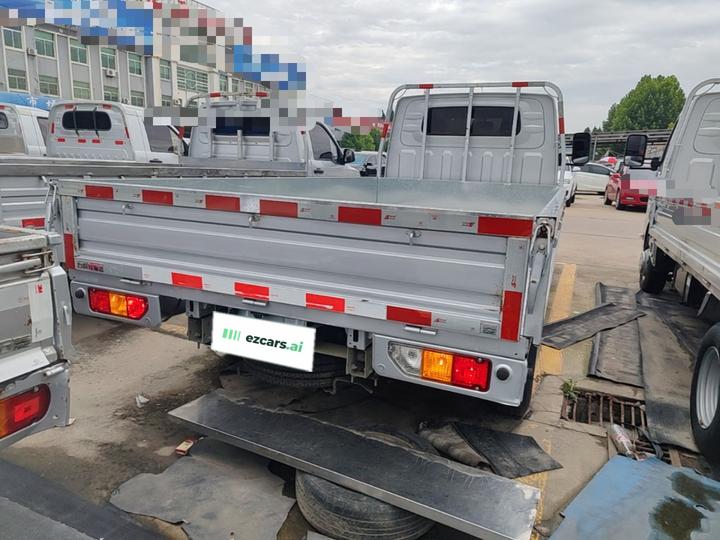 Wuling 2023 2.0L photo 3