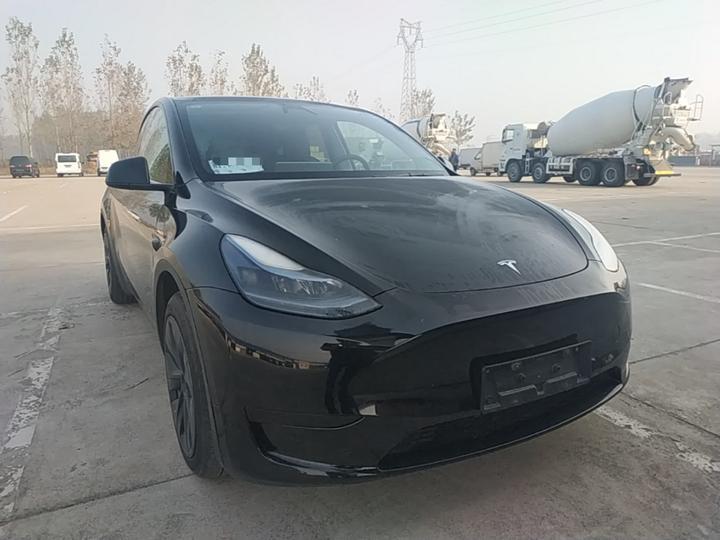 Model Y 2024 RWD photo 3