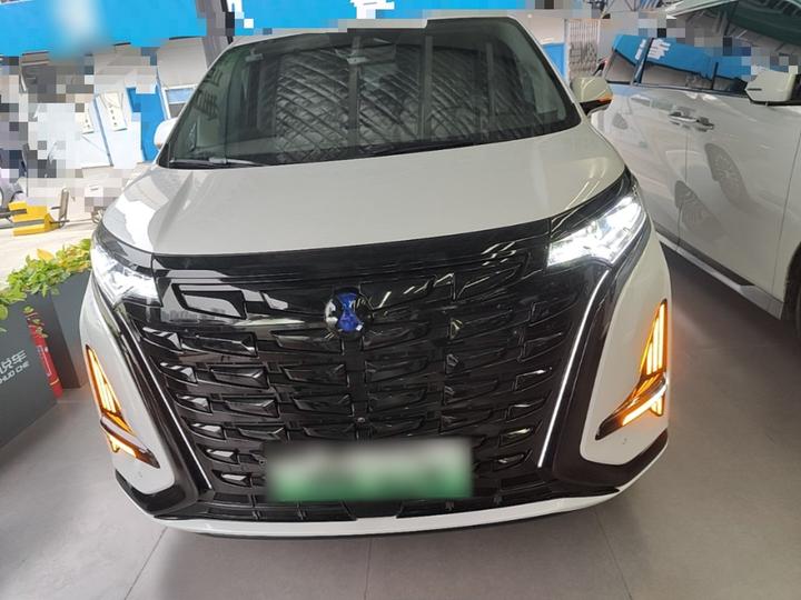 D9 2022 DM-i 970 AWD Flagship photo 2