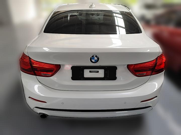 1 Series 2018 Facelift 118i Sport photo 3