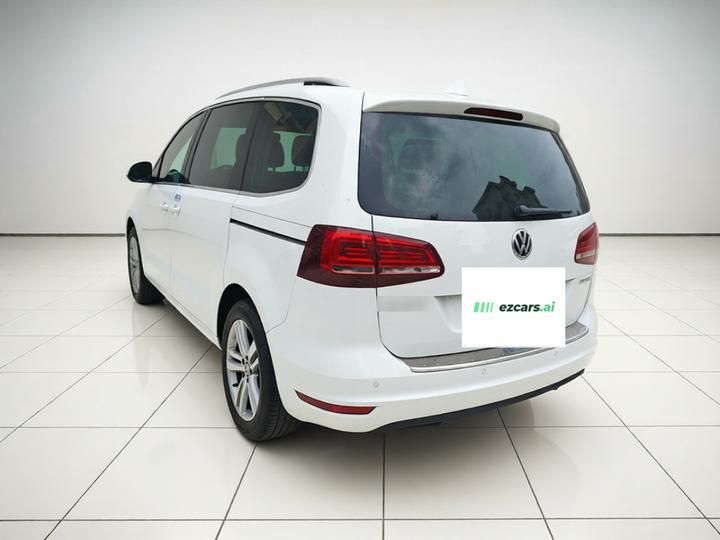 2017 380TSI 6-Seater photo 4