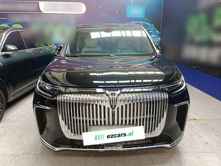 Voyah Dreamer 2025 PHEV AWD Premium photo 2