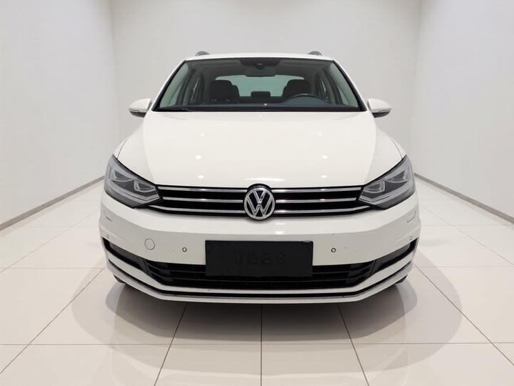 2018 L 280TSI DSG 7-Seater photo 2