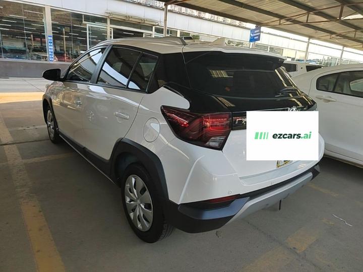 YARiS L 2022 X 1.5L CVT Leading PLUS photo 4
