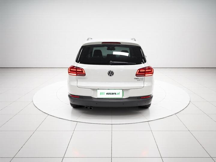 Tiguan 2016 300TSI AT RWD photo 5