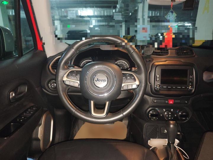 Renegade 2016 1.4T AT Smart photo 7
