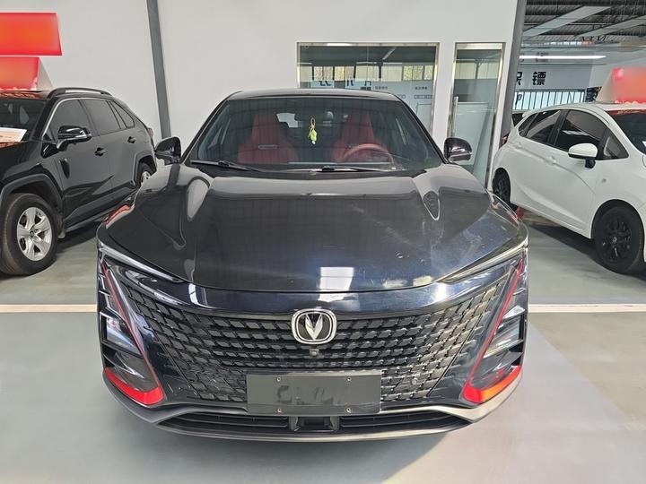 UNI-T 2020 1.5T Premium photo 2