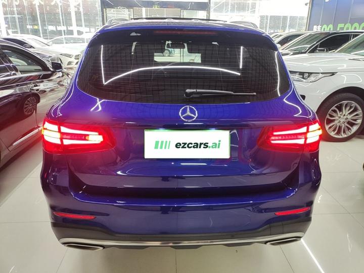 GLC 2017 GLC 260 4MATIC Dynamic photo 3