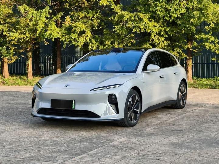 ET5T 2023 75kWh Touring