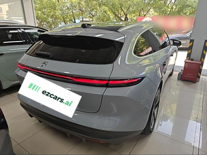ET5T 2024 75kWh Touring photo 4