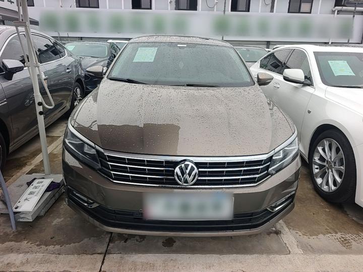 Passat 2017 330TSI DSG photo 2