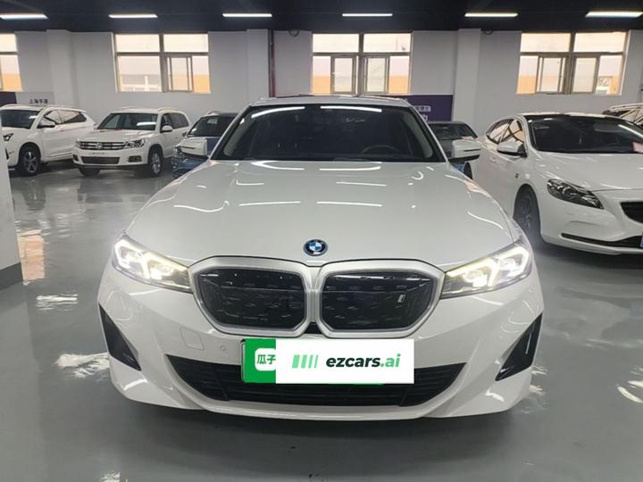 i3 2022 eDrive 35 L photo 2