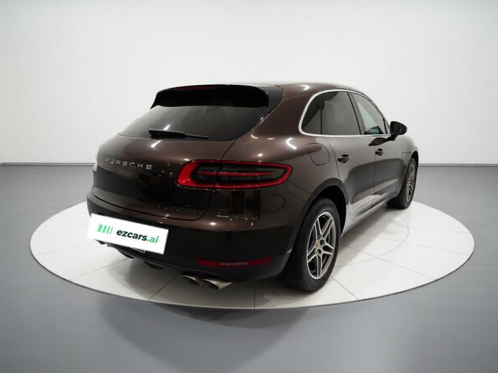 2017 Macan 2.0T photo 6