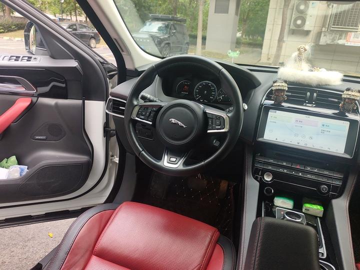 F-PACE 2016 2.0T RWD R-Sport Sport photo 7