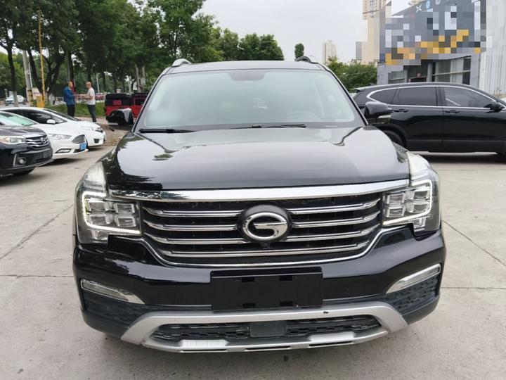 GAC Trumpchi GS8 2017 320T AWD Luxury Connected 7-Seater photo 2