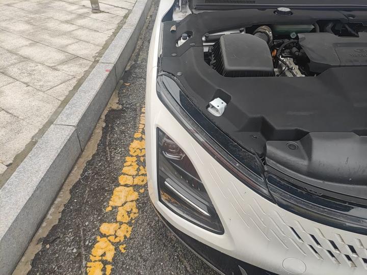 Wuling 2023 70 Standard photo 7