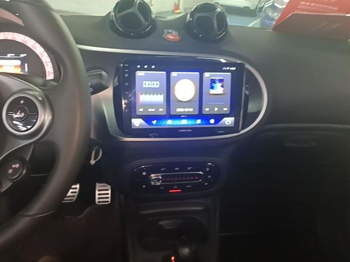 forfour 2018 1.0L 52 photo 8