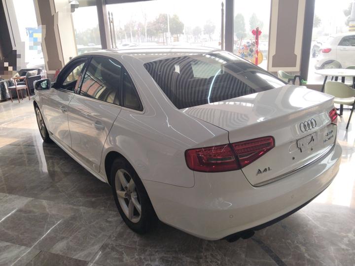 A4L 2015 35 TFSI AT Standard photo 4