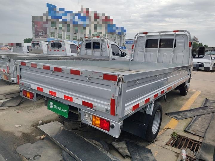 Wuling 2023 2.0L photo 4