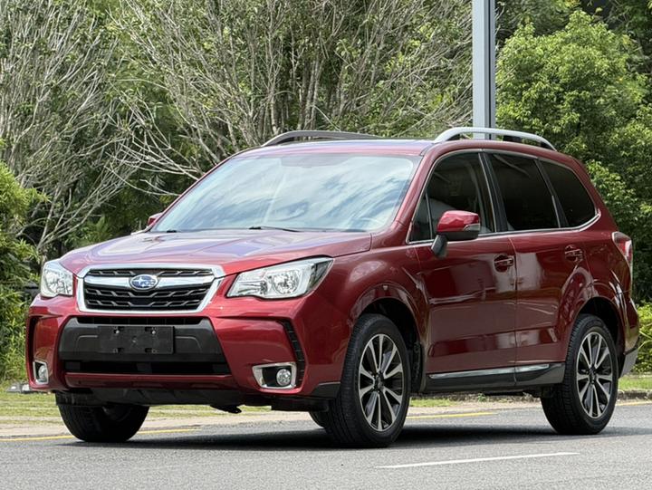 Forester 2.0i Fashion