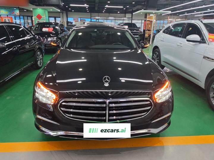 E-Class 2023 Facelift E 260 L 4MATIC photo 2
