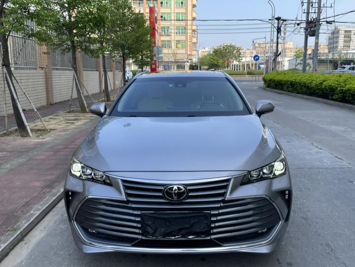Avalon 2022 2.5L Luxury photo 2