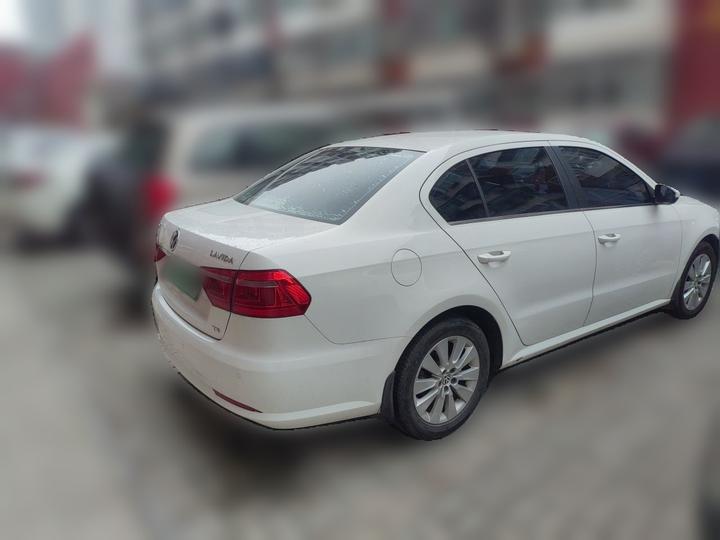 Lavida 2013 Facelift 1.4TSI DSG Comfort photo 6