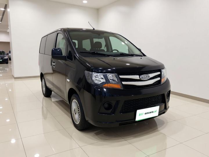 Refine M3 2019 1.8L 5-Seater photo 3