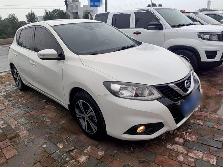 Tiida 2016 1.6L CVT photo 3