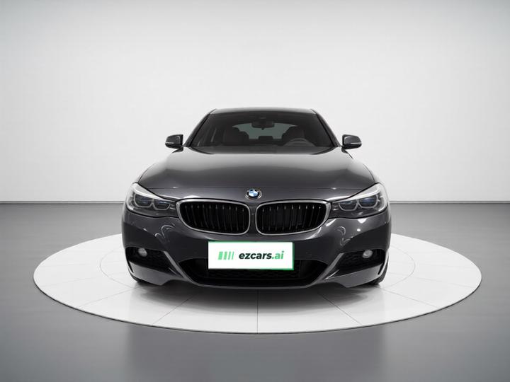 3 SeriesGT 2020 320i M Sport Package photo 2