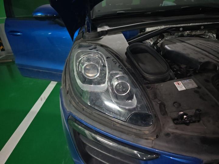 2017 Macan 2.0T photo 7