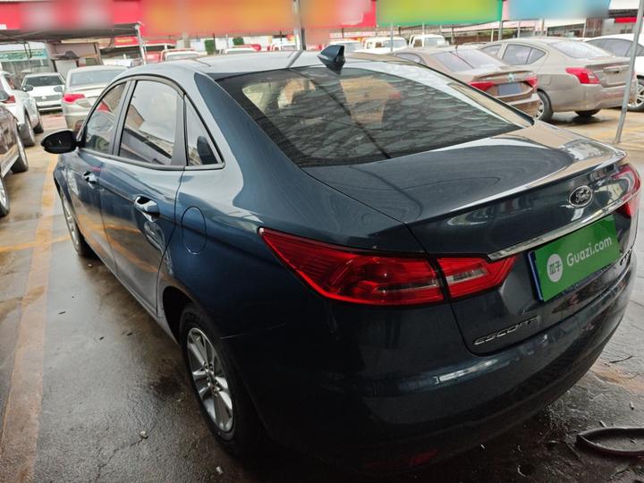 Escort 2019 Facelift 1.5L MT China VI photo 4