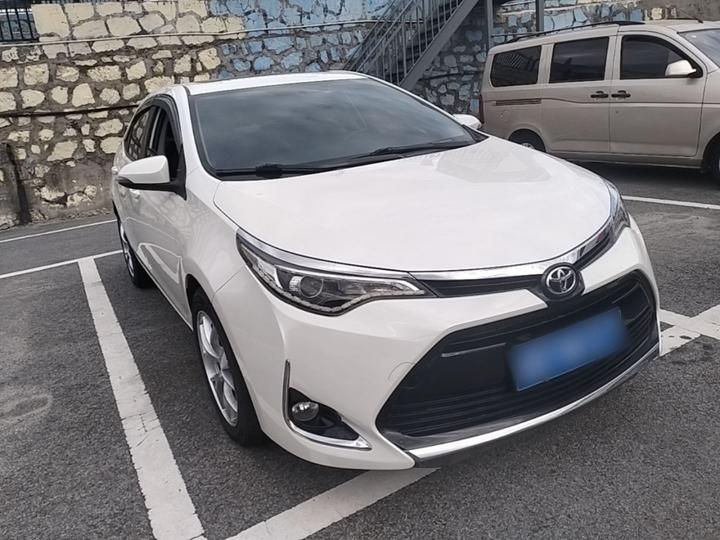 Levin 2018 185T CVT Luxury photo 3