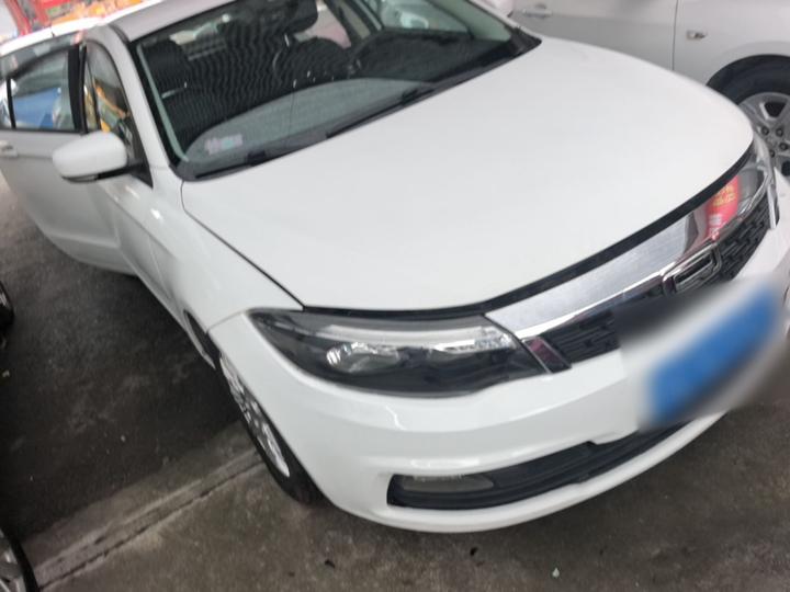 3 2018 Sedan 1.6L AT Leading photo 3