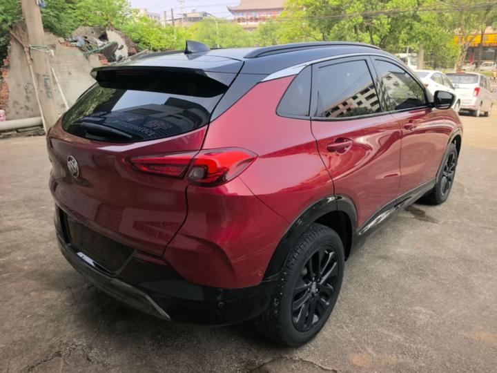 2020 20T CVT Luxury photo 6