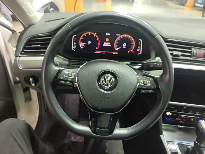 Lamando 2021 Facelift 280TSI DSG Comfort photo 6