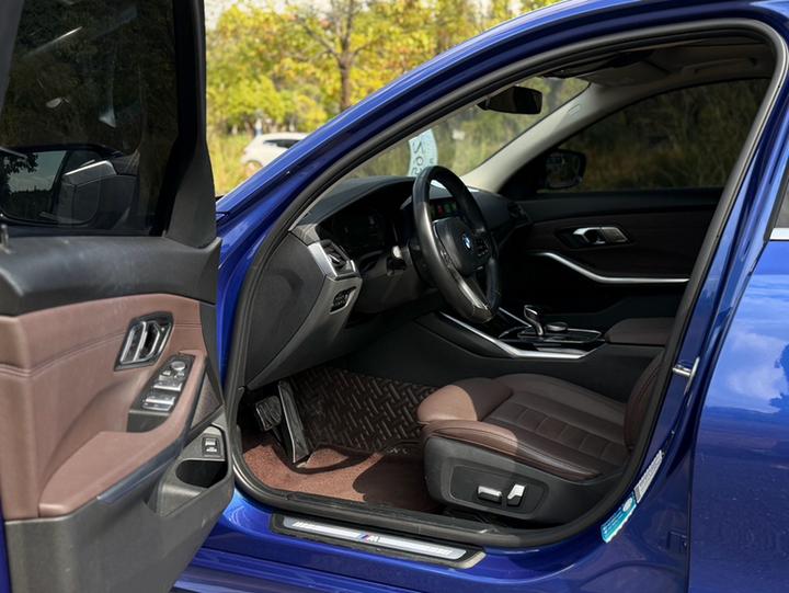 3 Series 2020 320Li M Sport Package photo 7