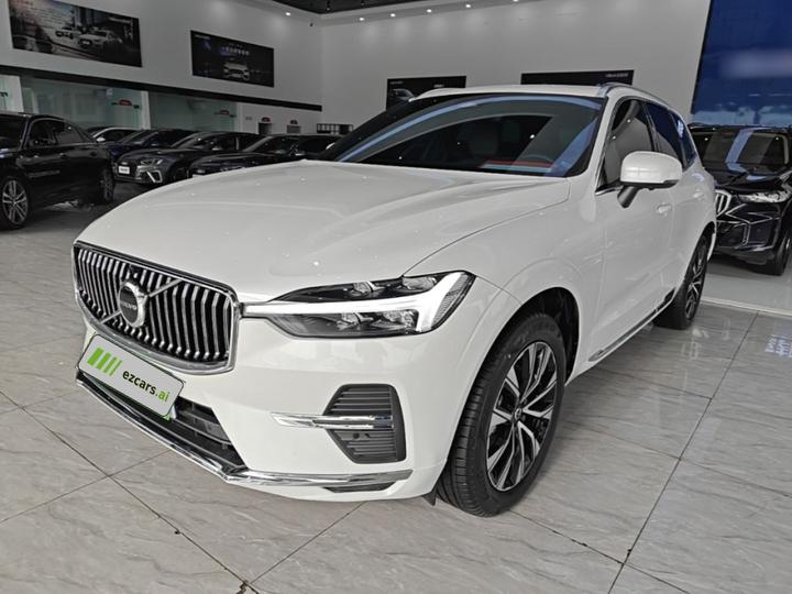 XC60 2025 B5 AWD Luxury