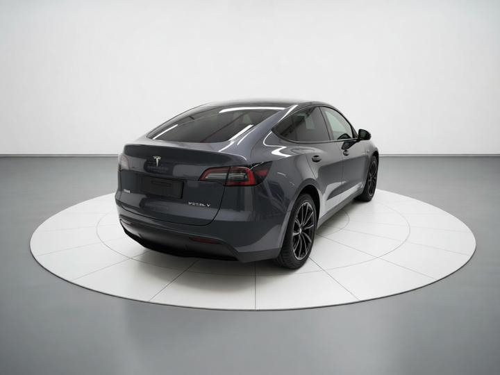 Model Y 2022 Facelift RWD photo 5