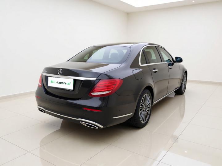 E-Class 2016 E 200 L photo 6