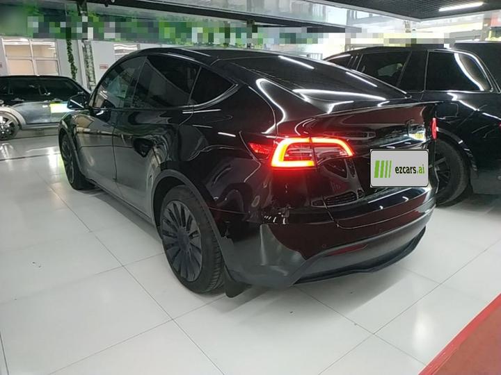 Model Y 2022 Facelift RWD photo 4