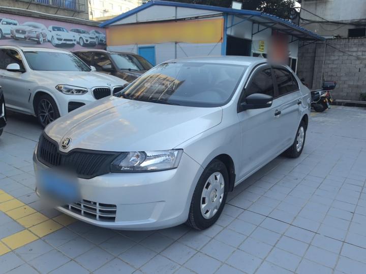Rapid 2019 1.5L AT Standard