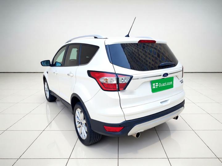 Kuga 2017 EcoBoost 245 AWD photo 4